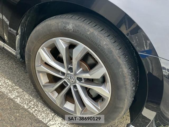 VolksWagen PASSAT VARIANT 2016-04 7061385-1