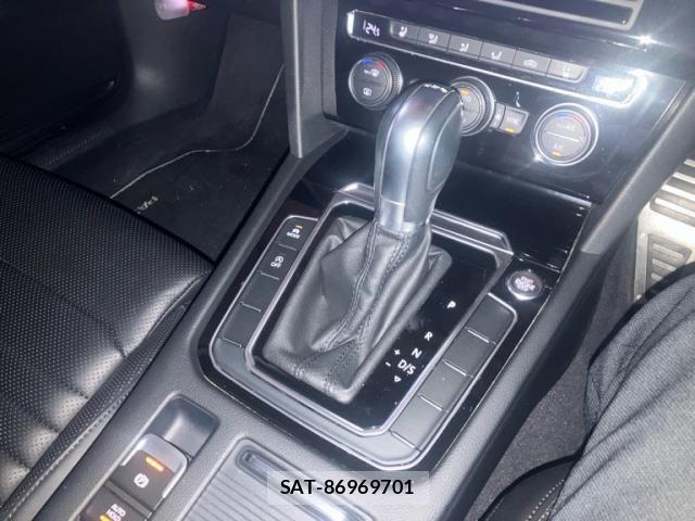 VolksWagen PASSAT VARIANT 2017-09 7227117-20