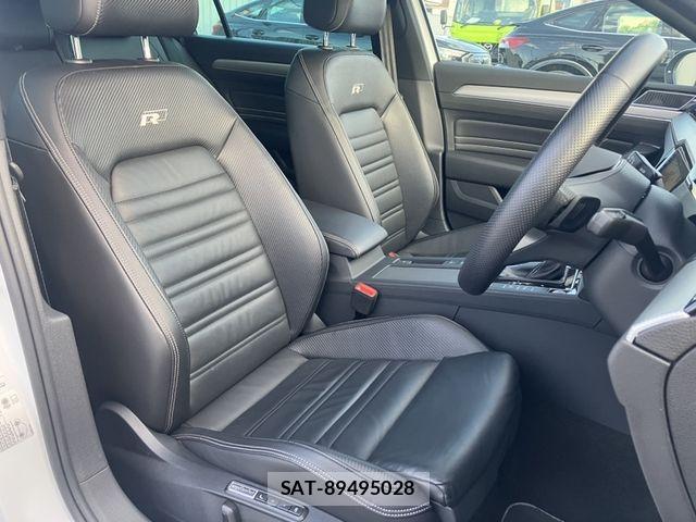VolksWagen PASSAT VARIANT 2024-09 7227120-10