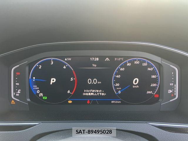 VolksWagen PASSAT VARIANT 2024-09 7227120-6