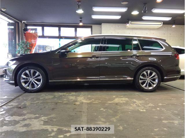 VolksWagen PASSAT VARIANT 2016-01 7252841-4