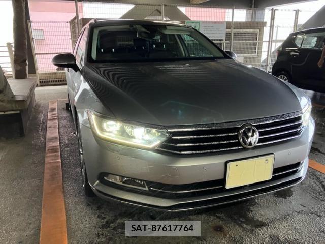VolksWagen PASSAT VARIANT 2018-08 7252845-0