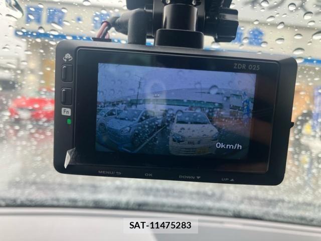 VolksWagen PASSAT VARIANT 2018-03 7331192-18