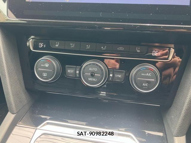 VolksWagen PASSAT VARIANT 2020-10 7360481-13