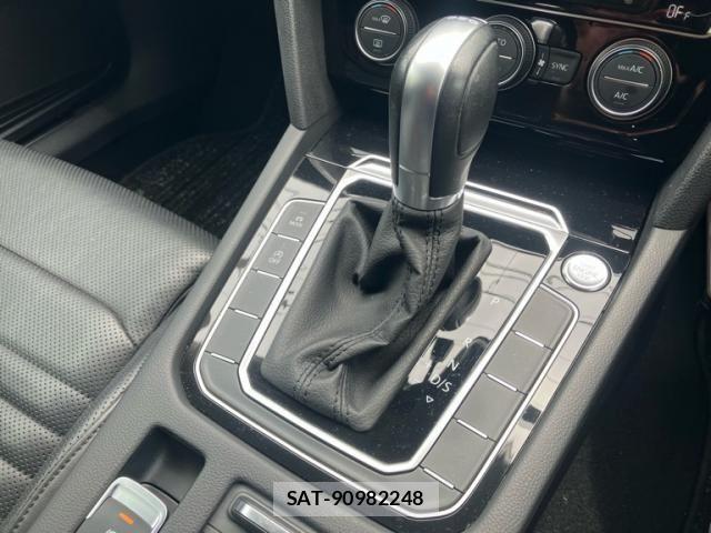 VolksWagen PASSAT VARIANT 2020-10 7360481-15