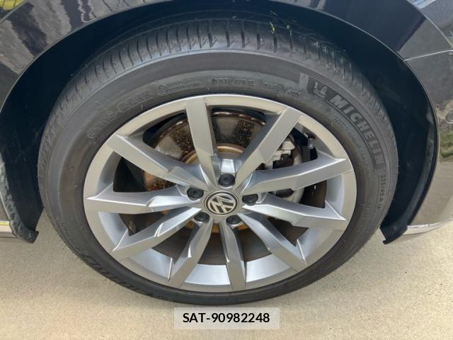 VolksWagen PASSAT VARIANT 2020-10 7360481-4