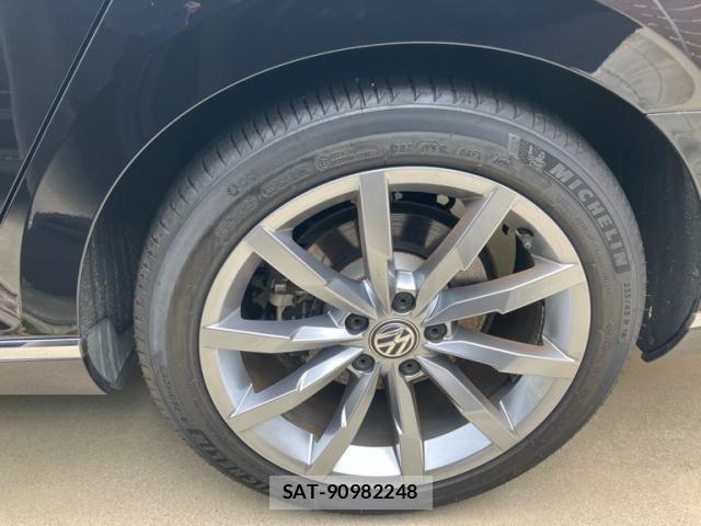 VolksWagen PASSAT VARIANT 2020-10 7360481-5