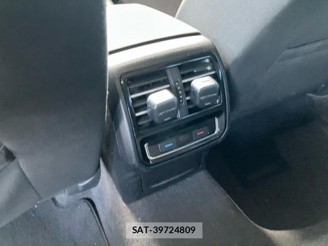 VolksWagen PASSAT VARIANT 2016-01 7394858-10