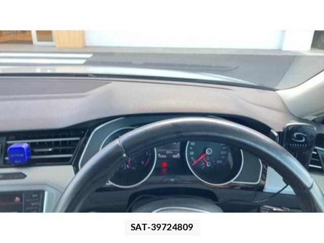 VolksWagen PASSAT VARIANT 2016-01 7394858-23