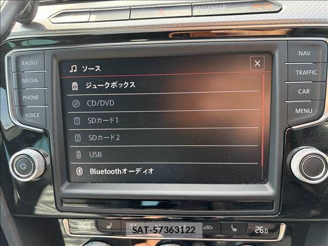 VolksWagen PASSAT VARIANT 2016-10 7458832-12