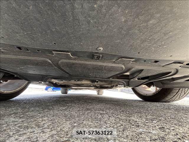 VolksWagen PASSAT VARIANT 2016-10 7458832-18