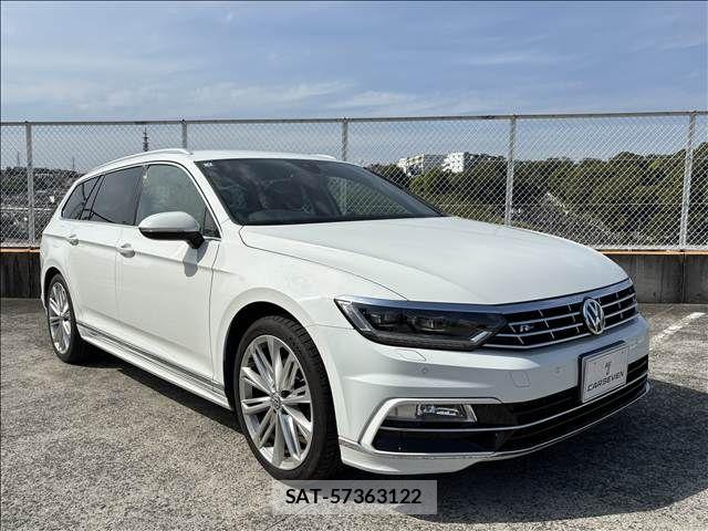 VolksWagen PASSAT VARIANT 2016-10 7458832-21