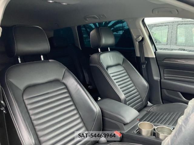 VolksWagen PASSAT VARIANT 2021-08 7730728-10