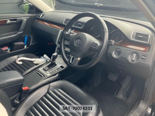 VolksWagen PASSAT VARIANT 2012-03 7790512-11