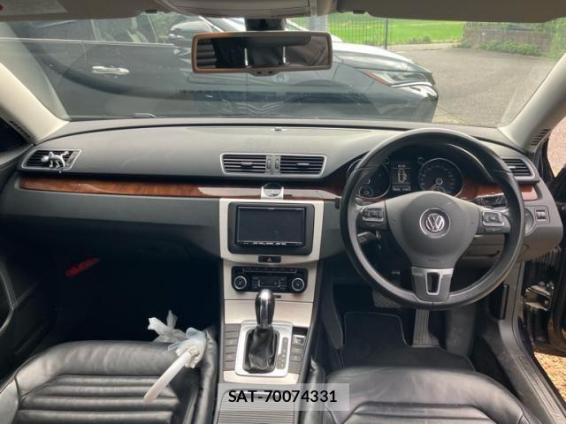 VolksWagen PASSAT VARIANT 2012-03 7790512-14