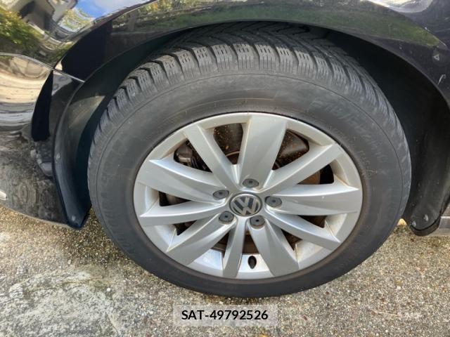VolksWagen PASSAT VARIANT 2011-09 7880497-2