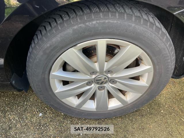 VolksWagen PASSAT VARIANT 2011-09 7880497-3
