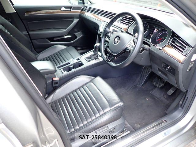 VolksWagen PASSAT VARIANT 2016-03 7880499-1