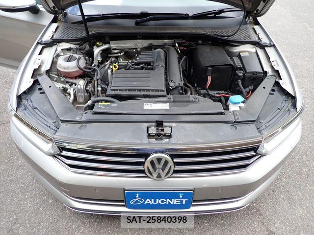 VolksWagen PASSAT VARIANT 2016-03 7880499-23