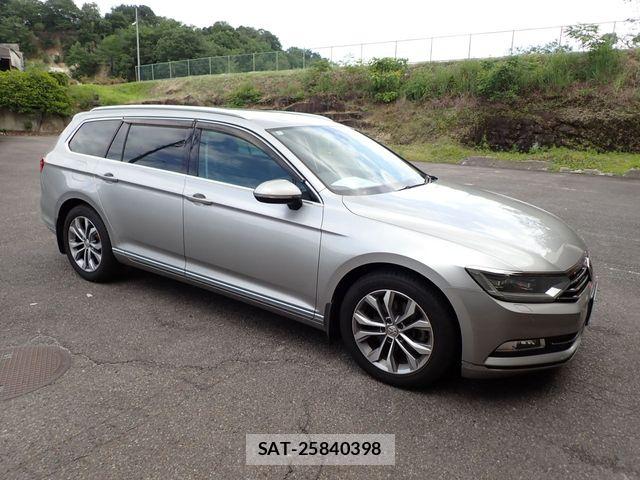 VolksWagen PASSAT VARIANT 2016-03 7880499-3