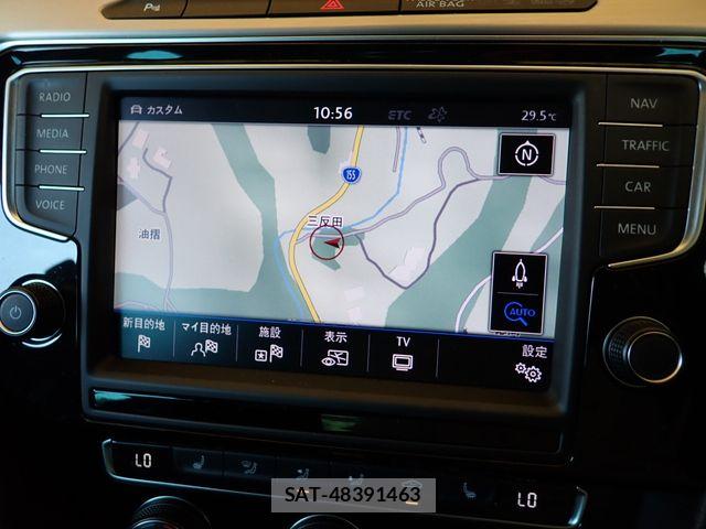 VolksWagen PASSAT VARIANT 2017-07 7964394-11
