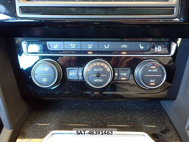 VolksWagen PASSAT VARIANT 2017-07 7964394-15