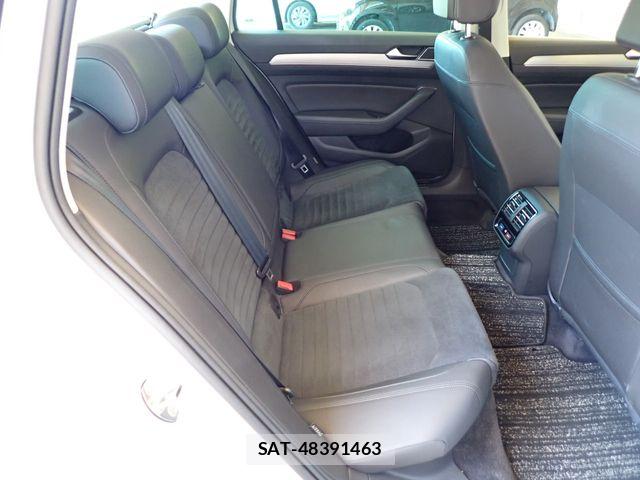 VolksWagen PASSAT VARIANT 2017-07 7964394-19