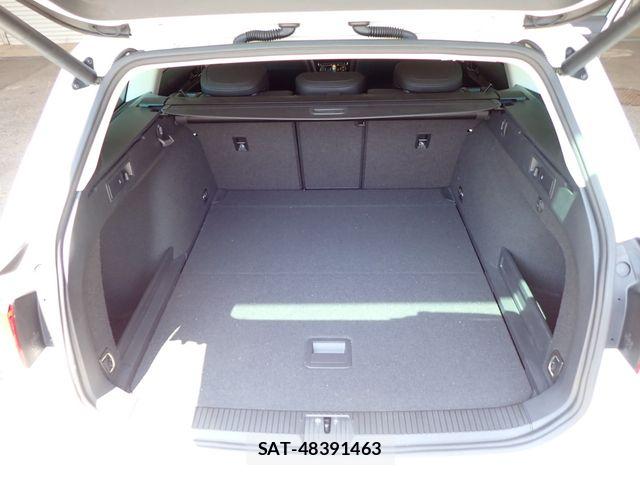 VolksWagen PASSAT VARIANT 2017-07 7964394-21