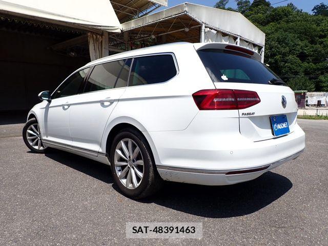 VolksWagen PASSAT VARIANT 2017-07 7964394-2