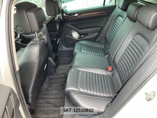 VolksWagen PASSAT VARIANT 2018-11 7964395-10