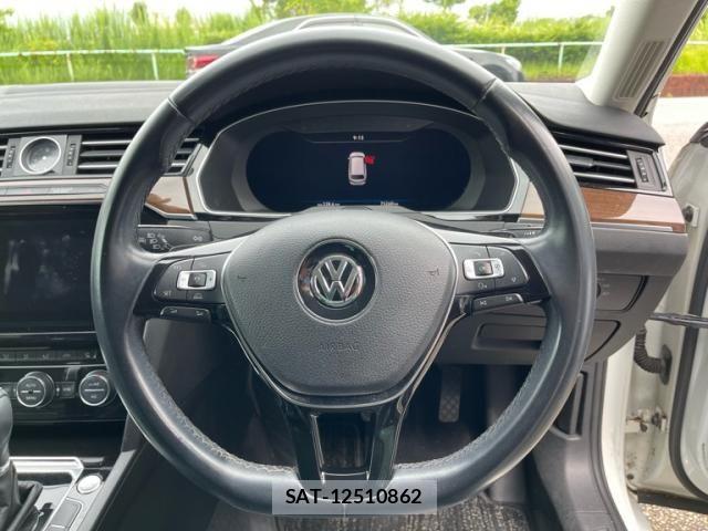 VolksWagen PASSAT VARIANT 2018-11 7964395-17