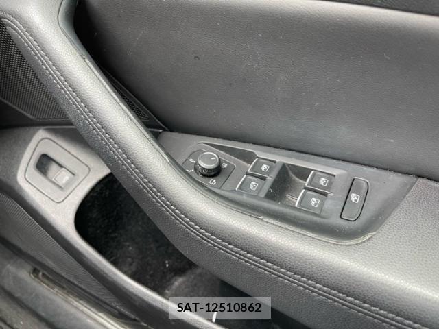 VolksWagen PASSAT VARIANT 2018-11 7964395-18