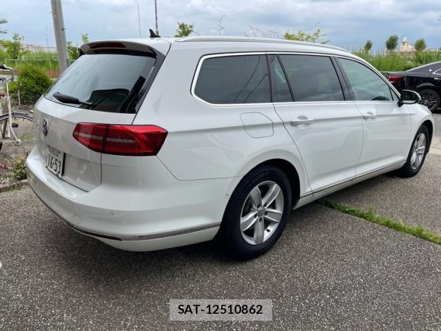 VolksWagen PASSAT VARIANT 2018-11 7964395-2