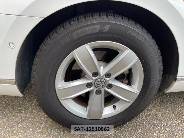 VolksWagen PASSAT VARIANT 2018-11 7964395-5
