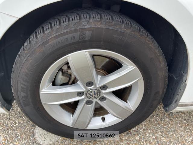VolksWagen PASSAT VARIANT 2018-11 7964395-7