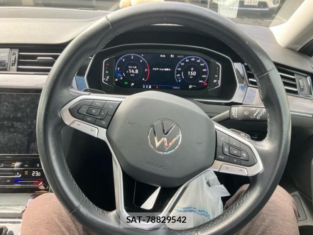VolksWagen PASSAT VARIANT 2021-08 8039189-18