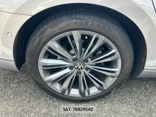 VolksWagen PASSAT VARIANT 2021-08 8039189-6