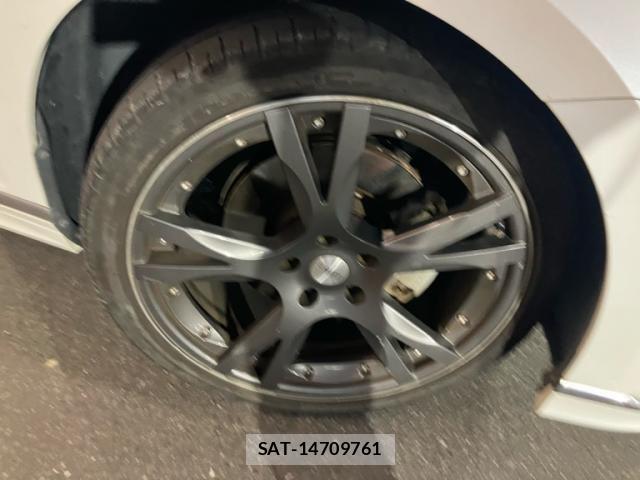 VolksWagen PASSAT VARIANT 2015-10 8039190-26