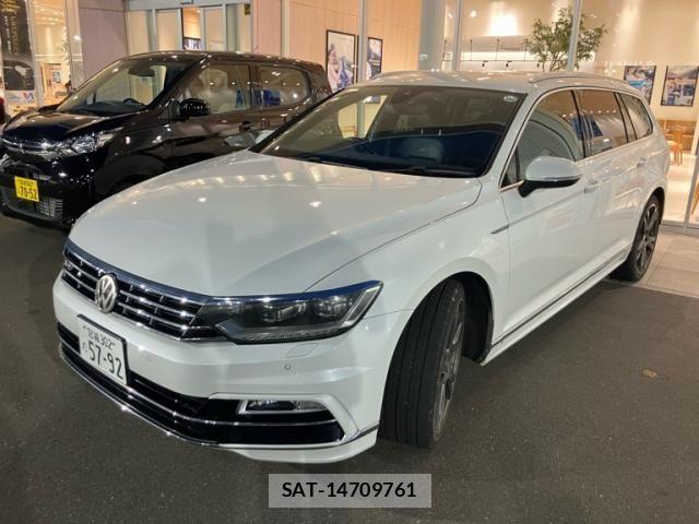 VolksWagen PASSAT VARIANT 2015-10 8039190-2