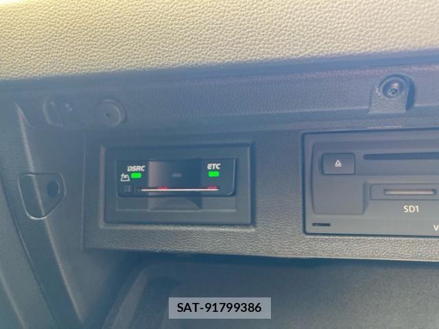 VolksWagen PASSAT VARIANT 2016-05 8076143-26