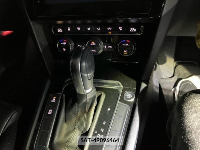 VolksWagen PASSAT VARIANT 2018-09 8076144-20