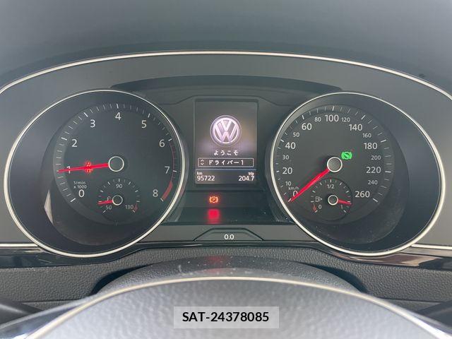 VolksWagen PASSAT VARIANT 2017-05 8102727-14