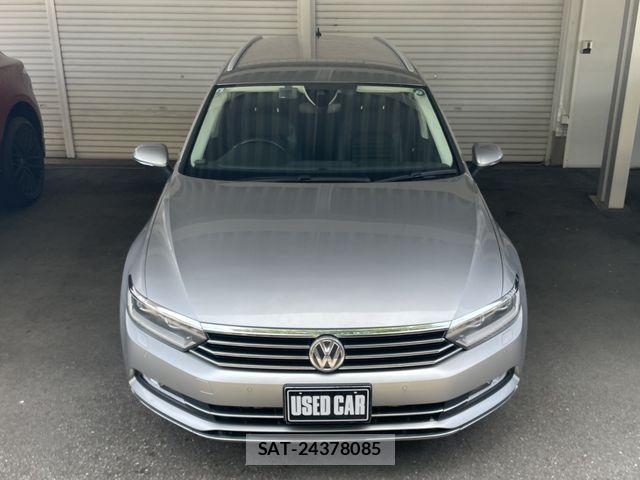 VolksWagen PASSAT VARIANT 2017-05 8102727-3