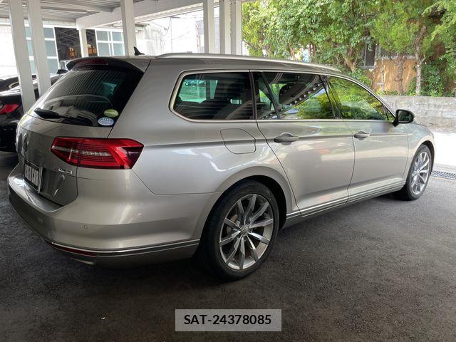 VolksWagen PASSAT VARIANT 2017-05 8102727-4