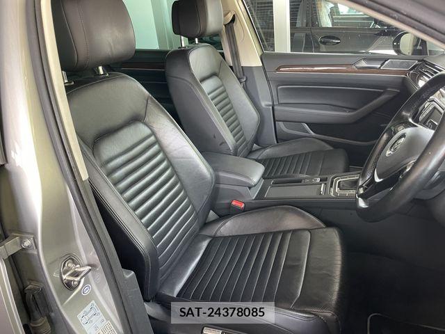 VolksWagen PASSAT VARIANT 2017-05 8102727-8