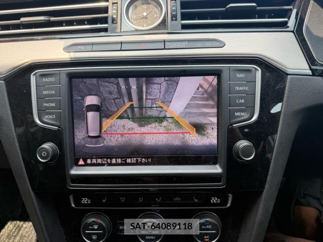 VolksWagen PASSAT VARIANT 2017-06 8159525-16