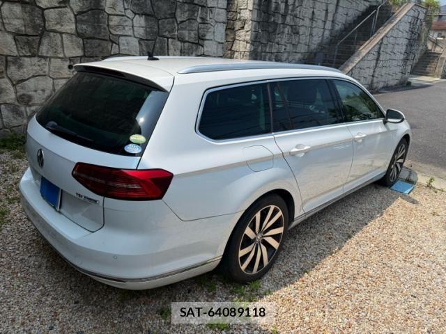 VolksWagen PASSAT VARIANT 2017-06 8159525-1