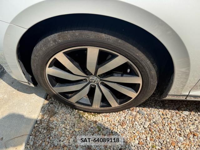 VolksWagen PASSAT VARIANT 2017-06 8159525-5