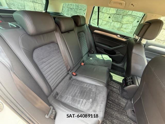 VolksWagen PASSAT VARIANT 2017-06 8159525-8
