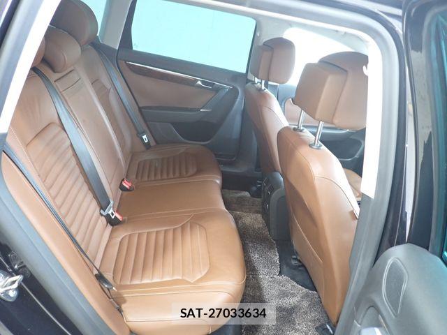 VolksWagen PASSAT VARIANT 2011-10 8159523-23